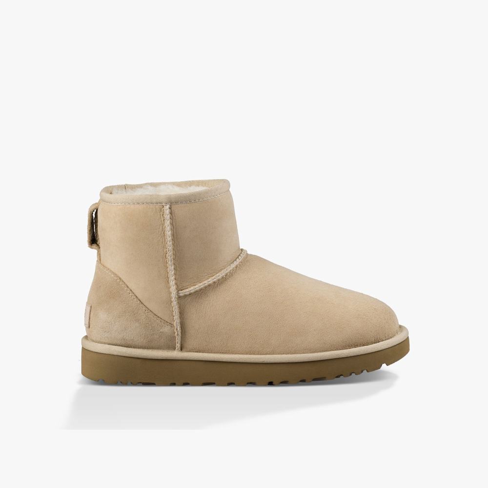 Bottes Classic UGG Classic Mini II Femme Marron Soldes 122DAJQK